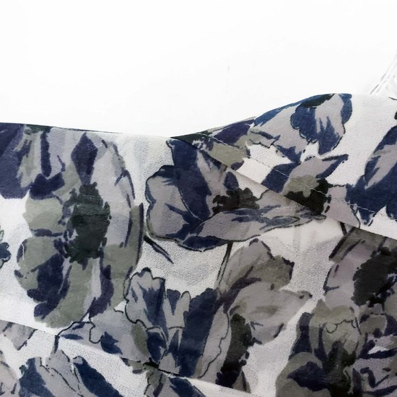 Banana Republic Women's Button Down Tie Waist Semi Sheer Shirt Top Blouse - Picture 8 of 12